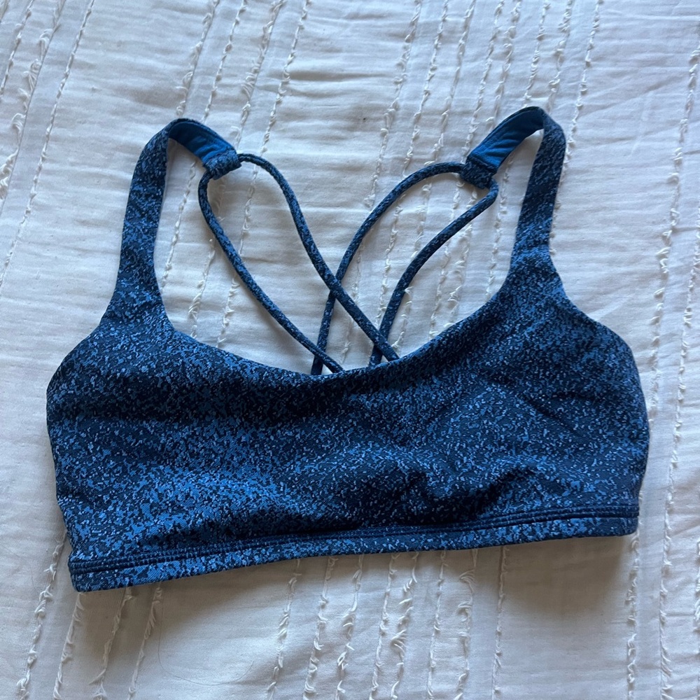LULULEMON SPORTS BRA BLUE